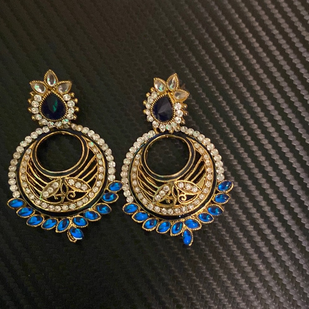Earring